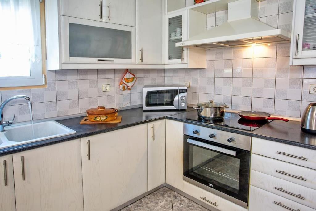 Myrsini' S House Βίλα Néa Péramos Εξωτερικό φωτογραφία
