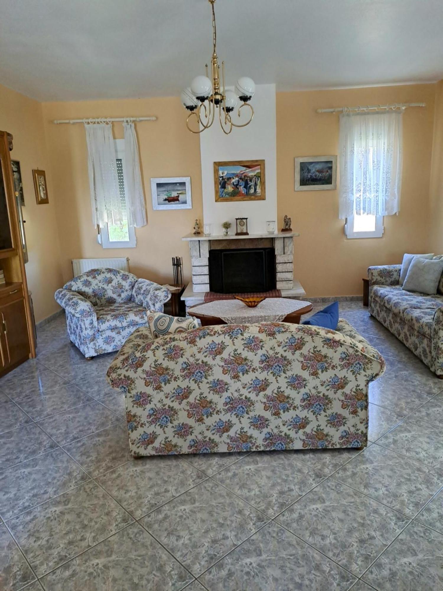 Myrsini' S House Βίλα Néa Péramos Εξωτερικό φωτογραφία