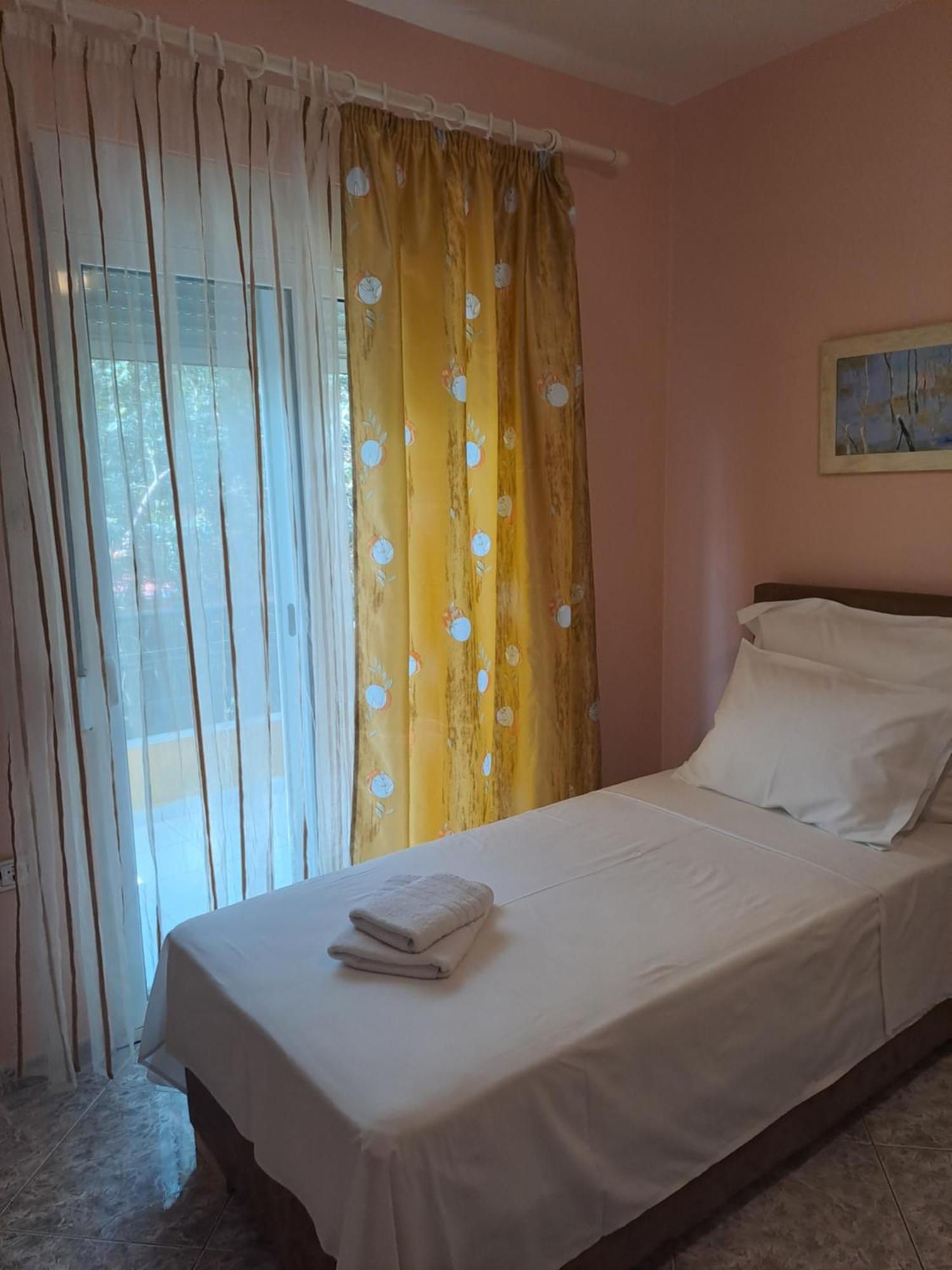 Myrsini' S House Βίλα Néa Péramos Εξωτερικό φωτογραφία